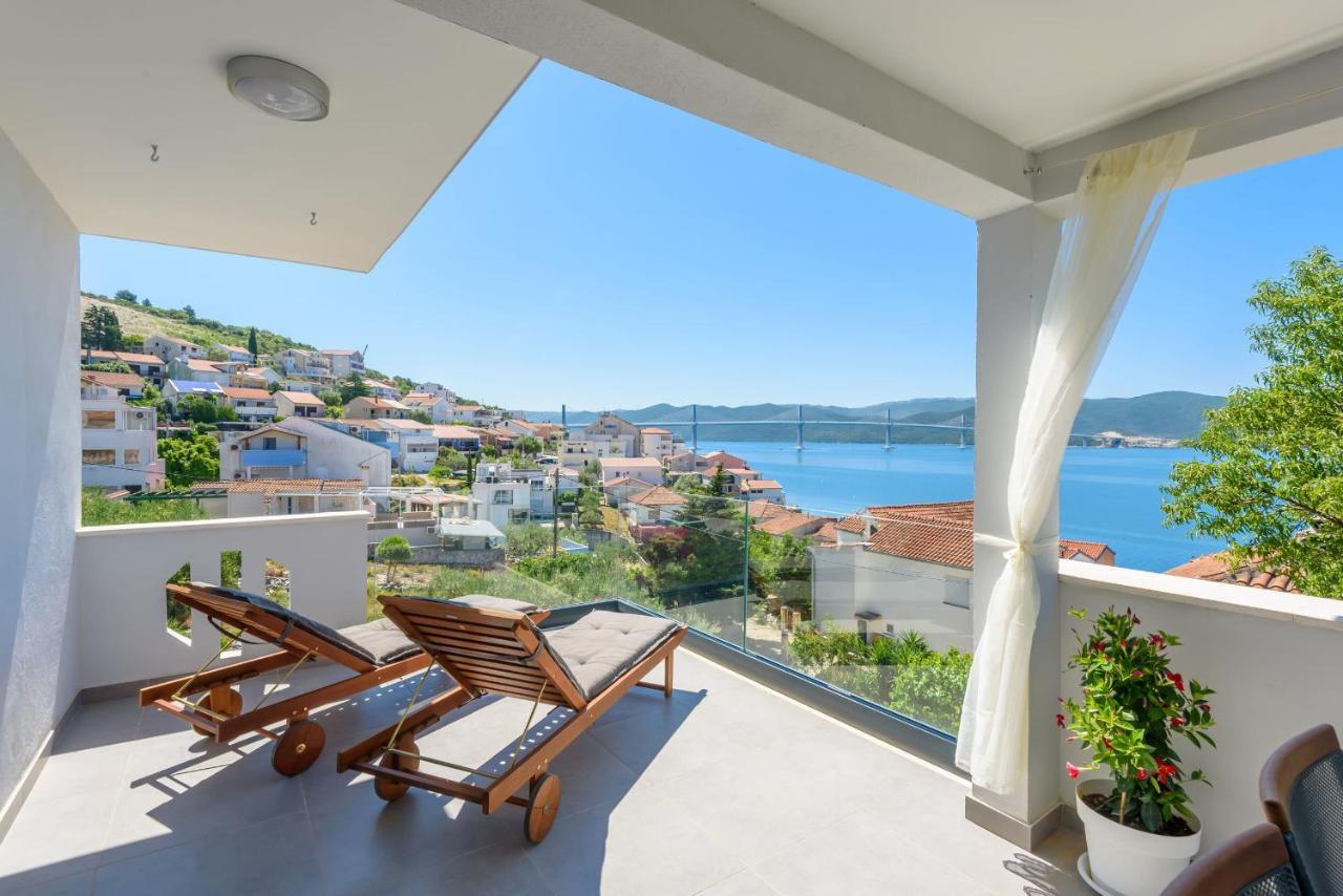 Apartments Morska Vila 3 코마르나 외부 사진